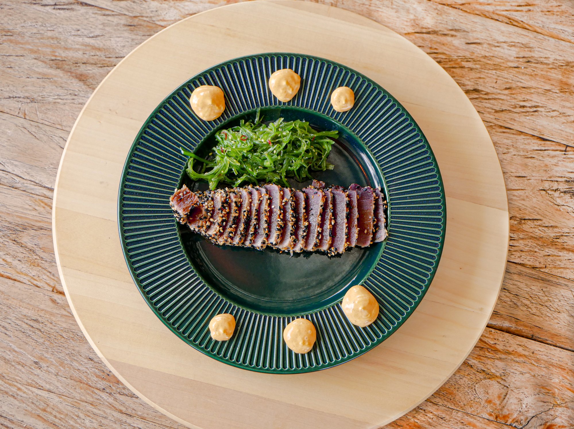 Tataki de atún de los restaurantes del grupo Maná Verde