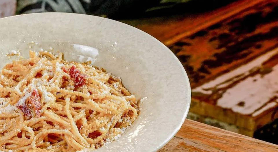 Artículo sobre Madreselva Tapas en Diario de Sevilla